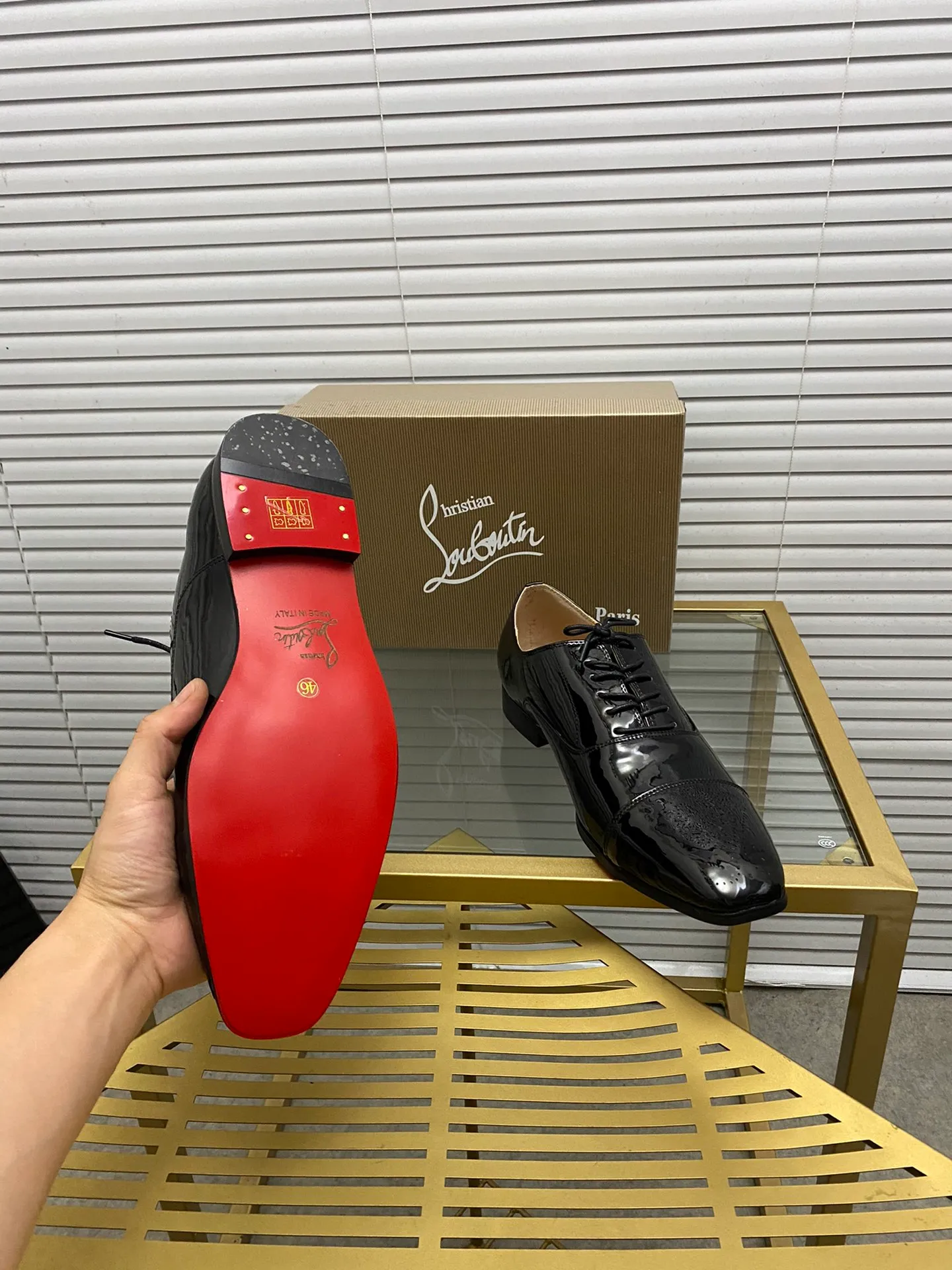 (Customized model) Ex-factory price is 500. christian louboutin (CL red sole shoes) counter series, casual sneakers for couples 📢 📢 📢 Exclusive hot style release 🎈🎈💪 Movable latex feet 👻 Finished outsole line [Proud] 😝Female 35-40# Male 38#-46, global supply😝 [Top version]: Original imported genuine leather upper, top original leather lining, original molded TPU outsole, original 1:1 detail processing, original shoe last,